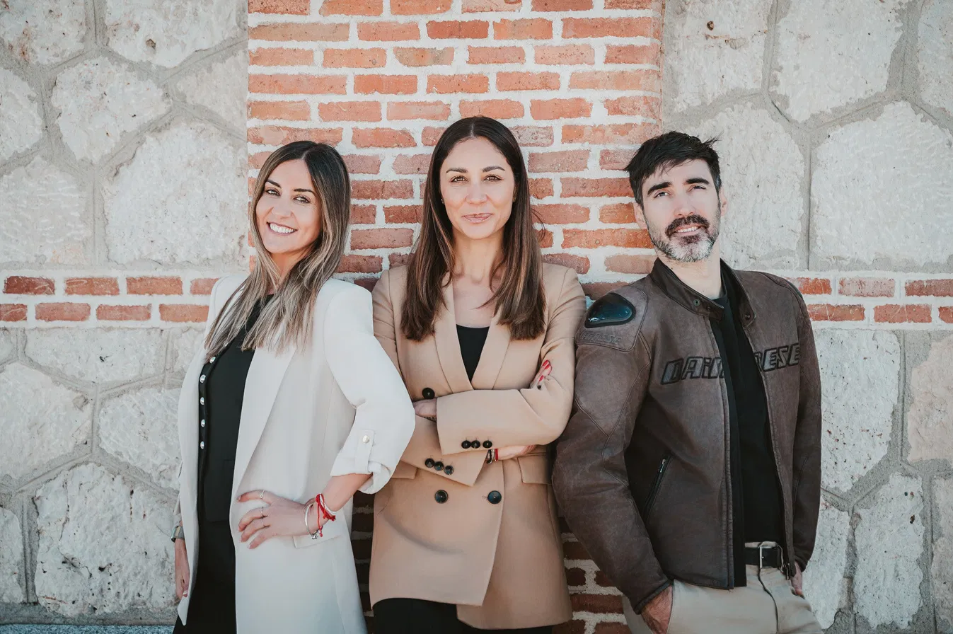 Rocío, Ana and Manuel — Amara Arquitectura team